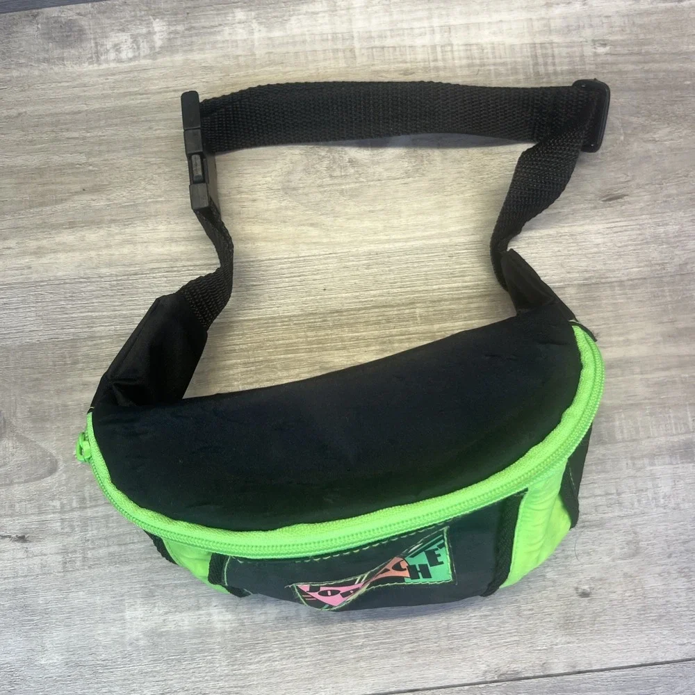 Jordache waist fanny
